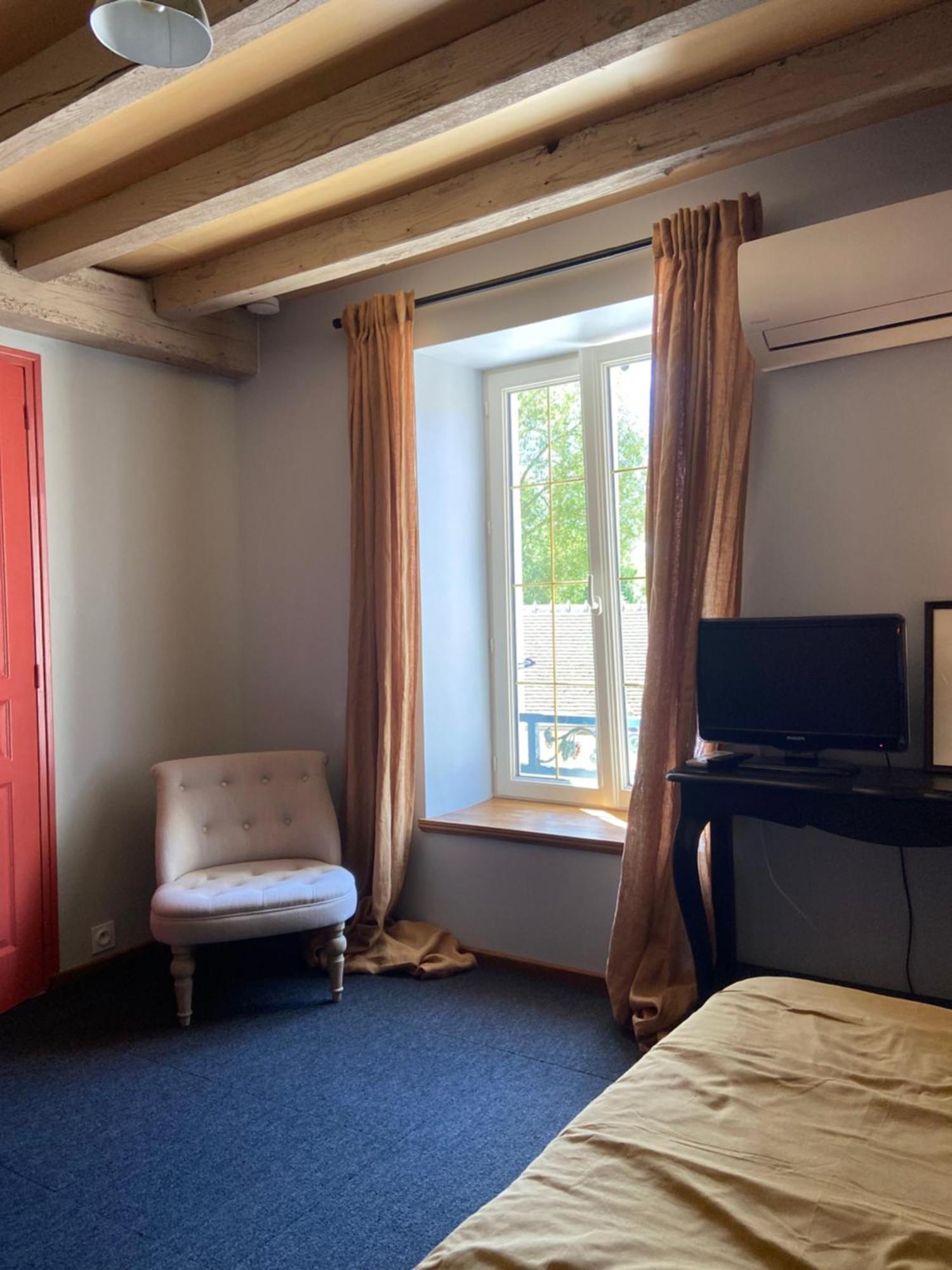 Hotel Moulin De Petoulle Charenton-du-Cher Exteriér fotografie