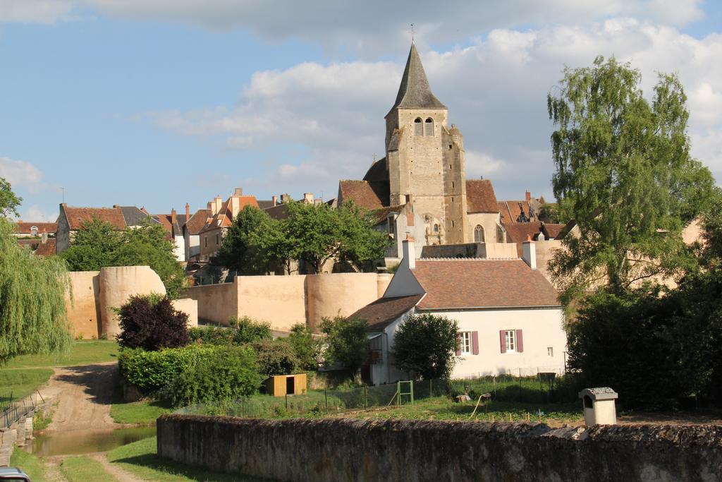 Hotel Moulin De Petoulle Charenton-du-Cher Exteriér fotografie