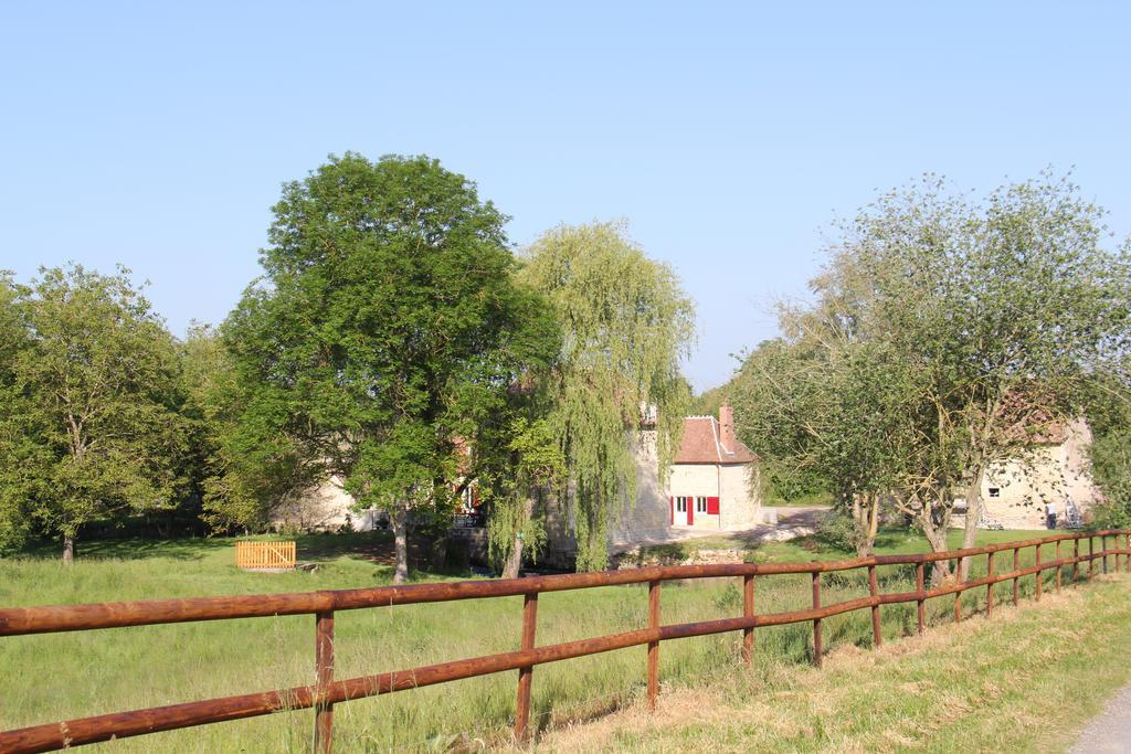 Hotel Moulin De Petoulle Charenton-du-Cher Exteriér fotografie